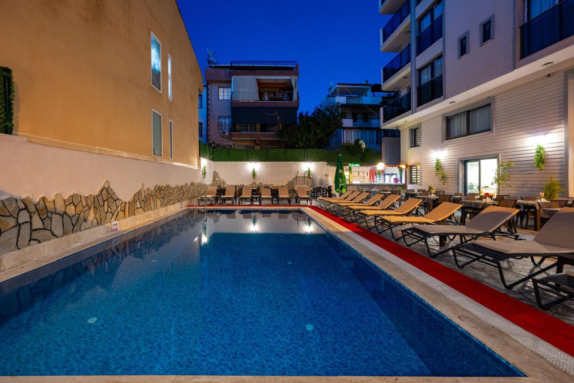 Otel Carpediem Gold Кушадасы Экстерьер фото