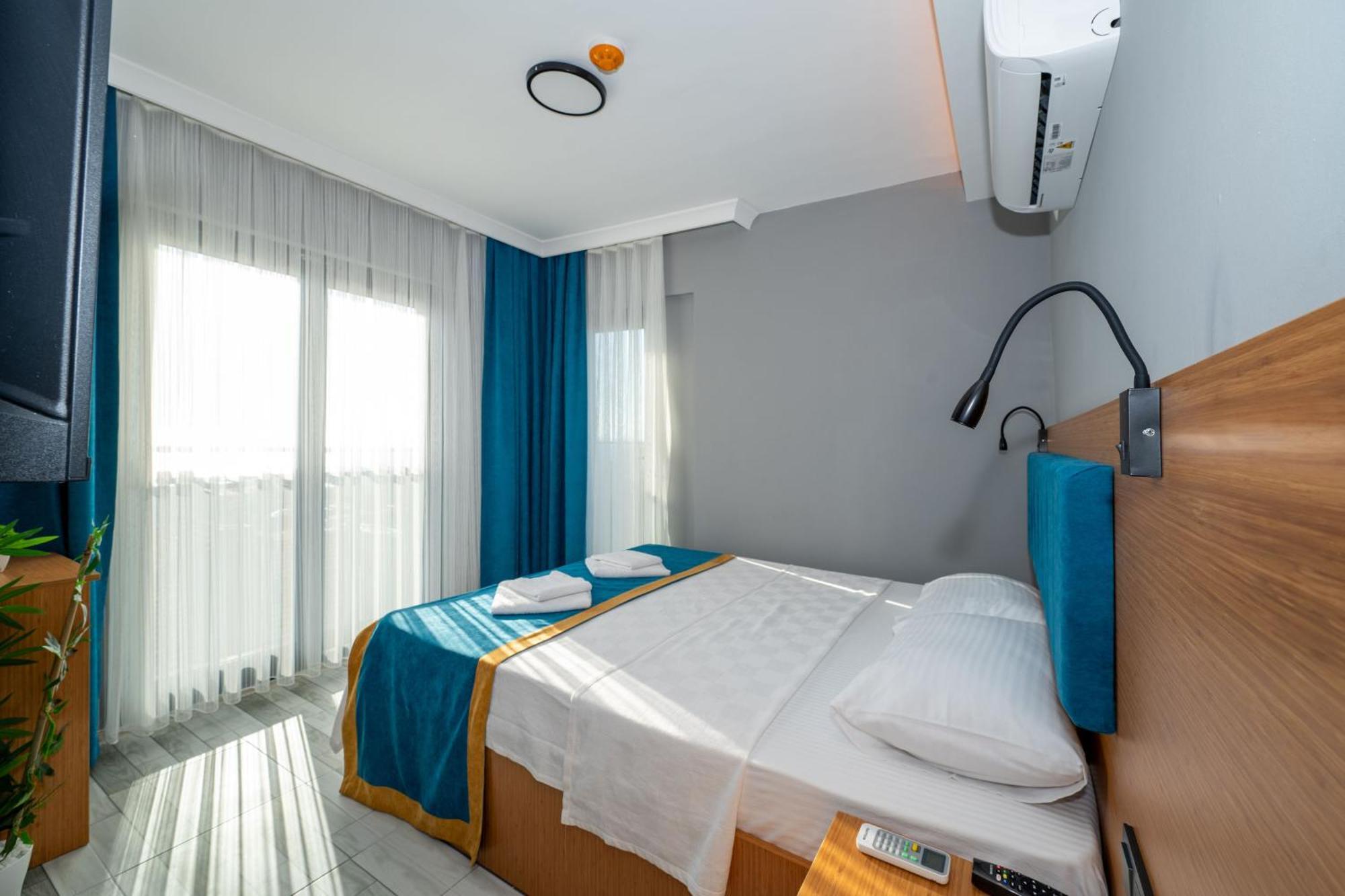Otel Carpediem Gold Кушадасы Экстерьер фото